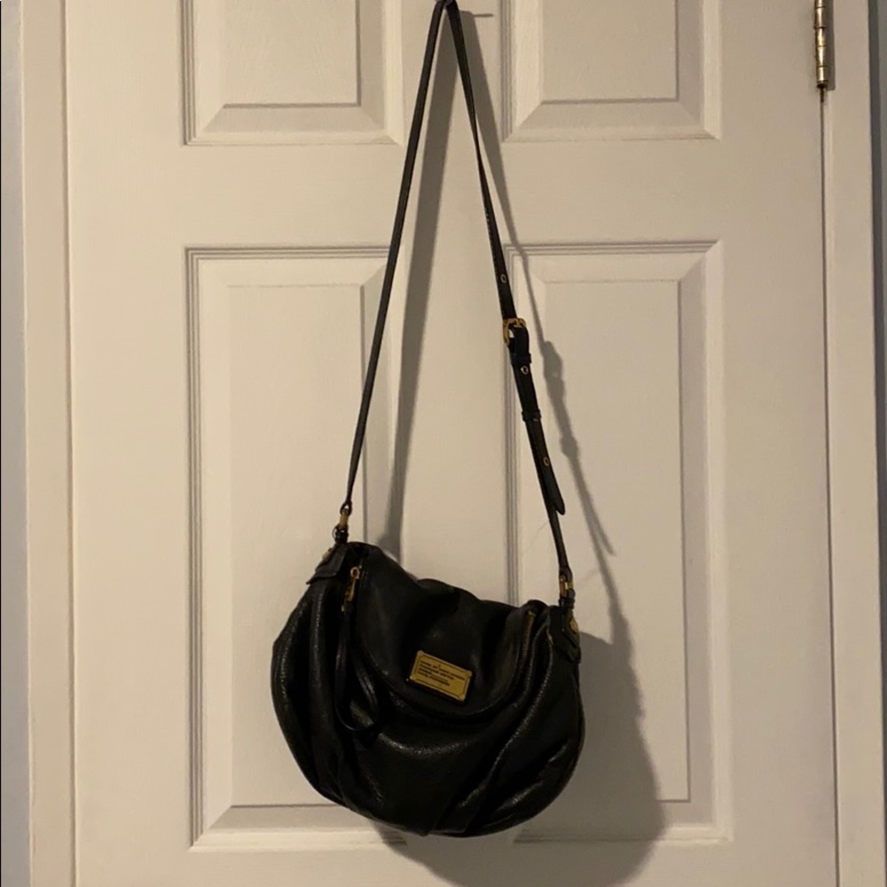 MARC JACOBS Black Q Natasha Leather Crossbody